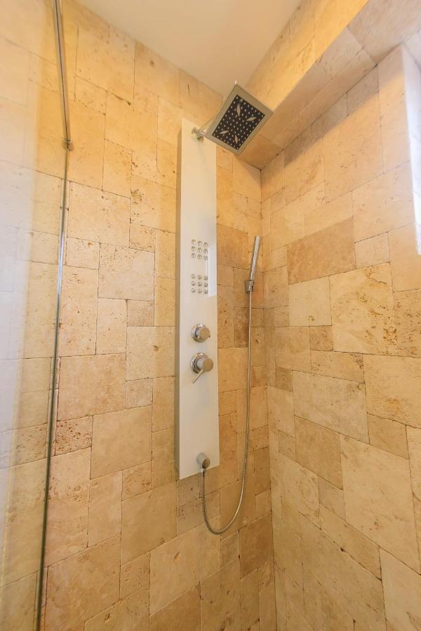 Central Bliss Apartment Suceava Exterior foto